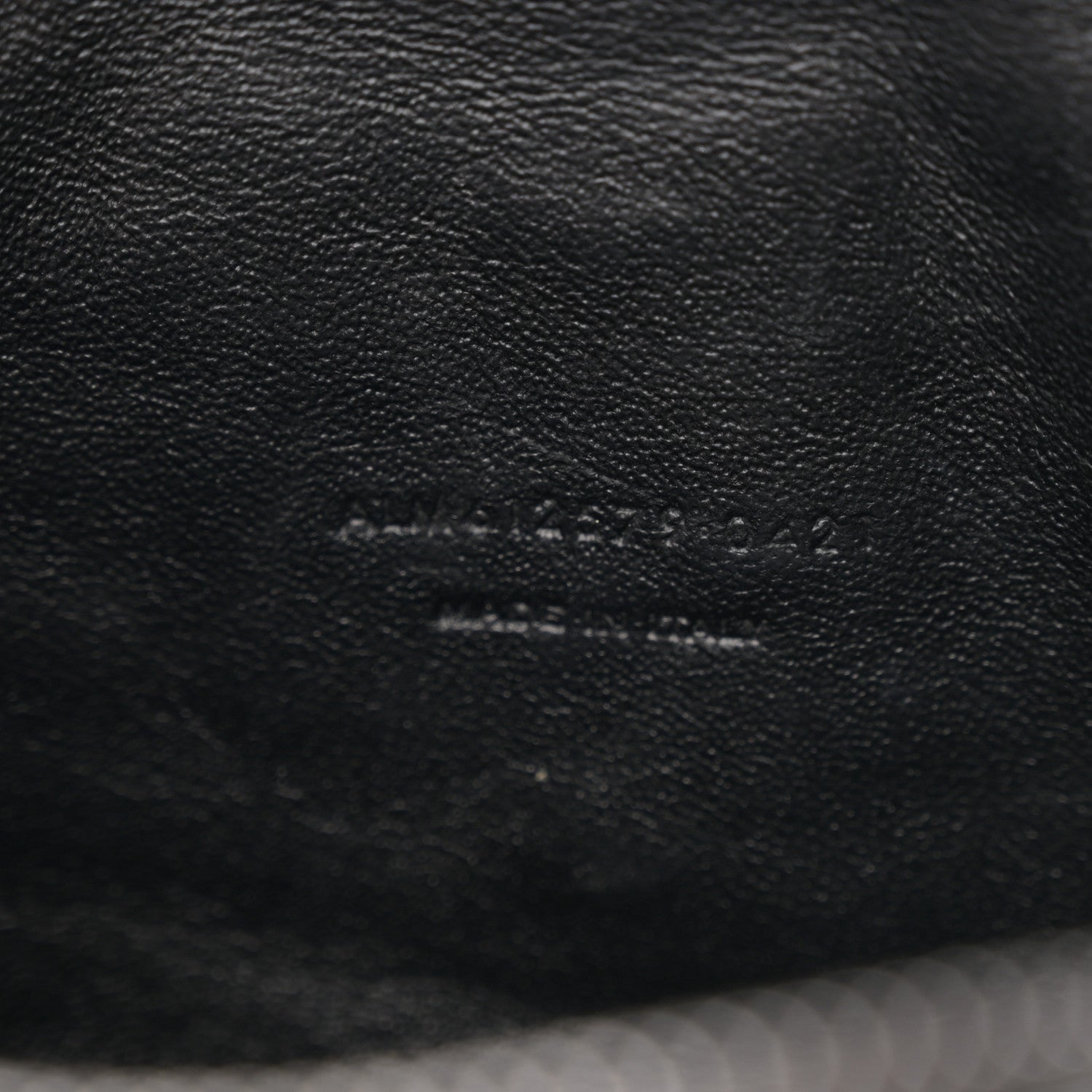 Saint Laurent Grain De Poudre Matelasse Monochrome Monogram Mini Lou Camera Bag Black 6 of 10