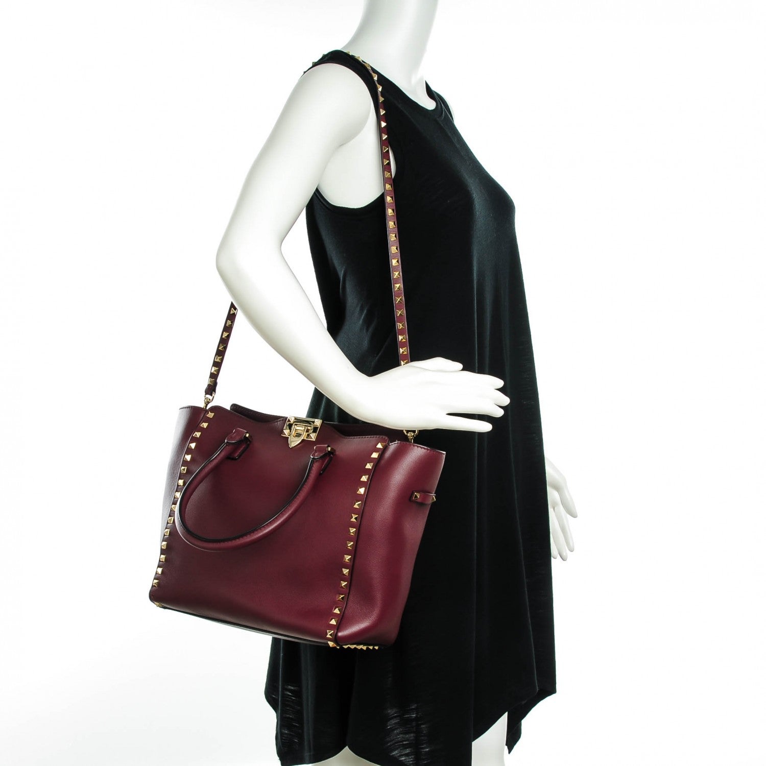 Valentino Garavani Vitello Rockstud Double Handle Tote Rubin 3 of 10