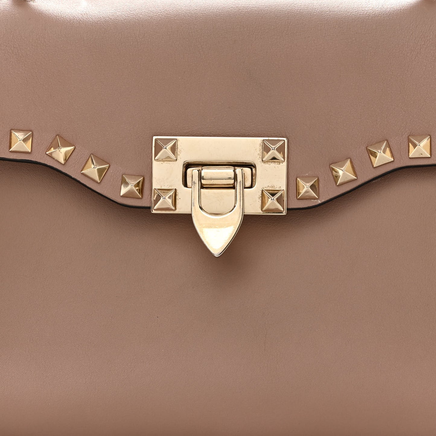 Vitello Small Rockstud Single Handle Flap Bag Poudre