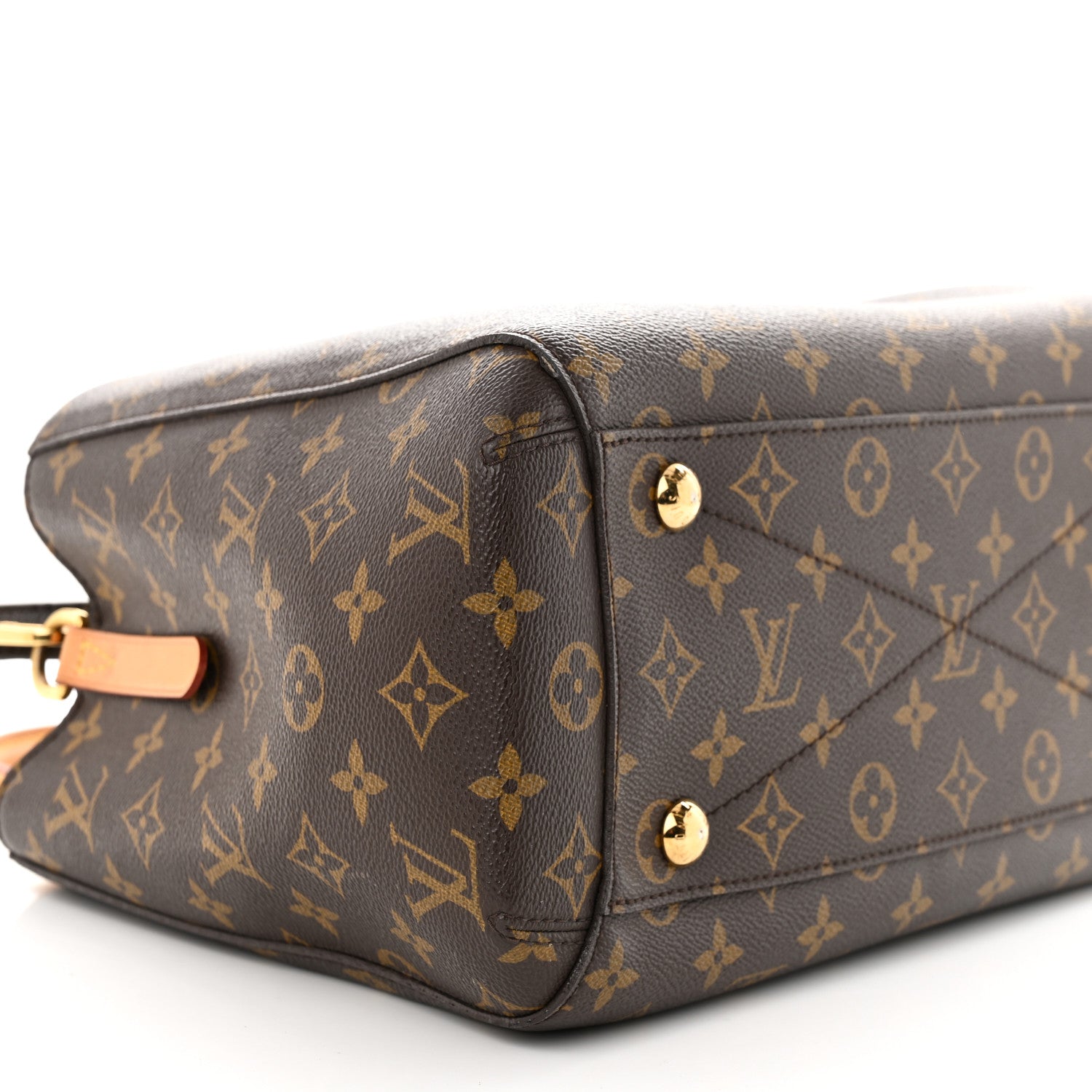 Louis Vuitton Monogram Montaigne MM 9 of 10