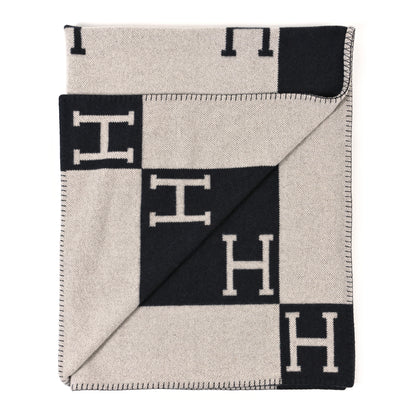 Hermes Wool Cashmere Signature Avalon Blanket Ecru Gris Fonce 2 of 5