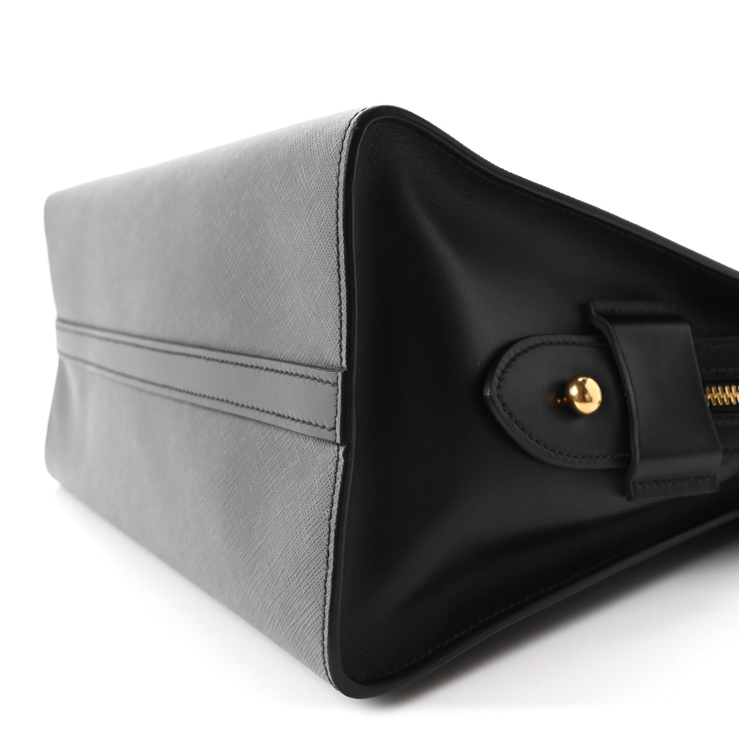 Saffiano City Calfskin Medium Esplanade Tote Mercurio Black