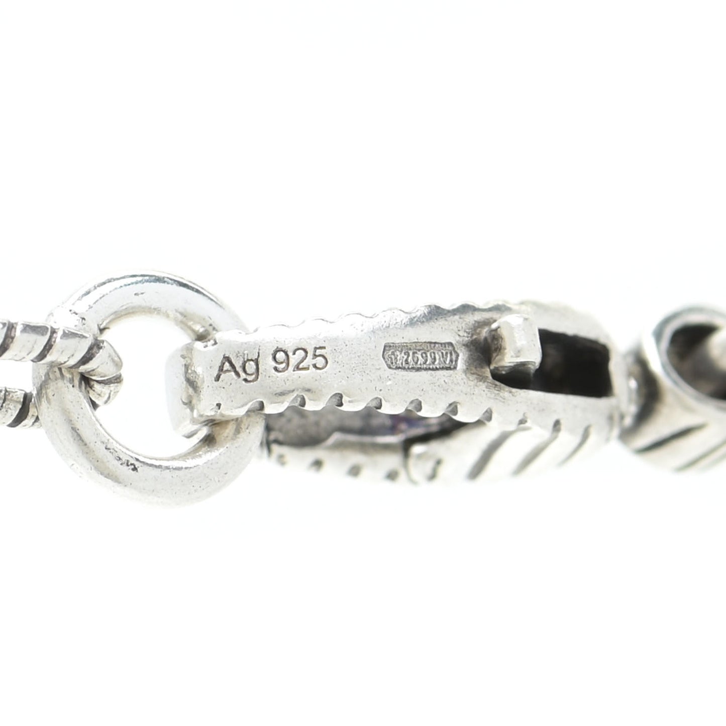 Sterling Silver Small Textured Interlocking G Pendant Necklace