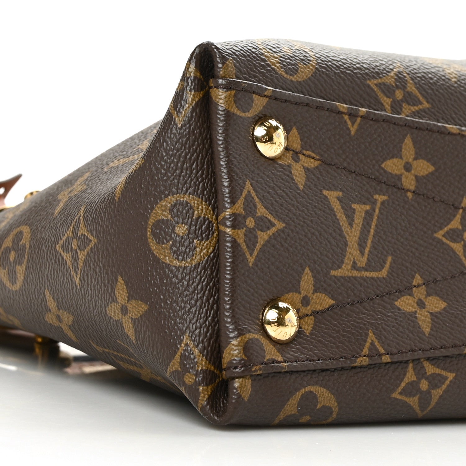 Louis Vuitton Monogram V Tote BB Creme 7 of 8