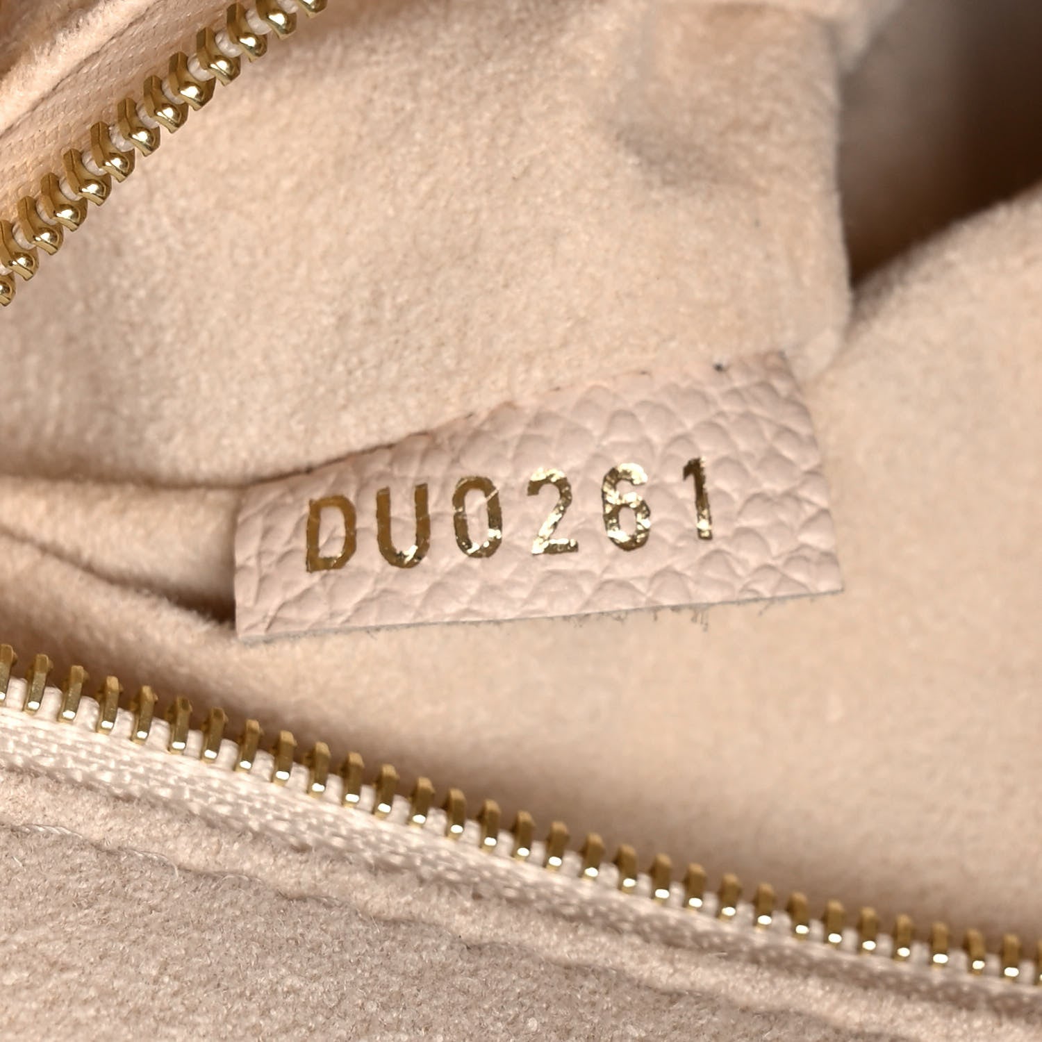 Louis Vuitton Empreinte Monogram Giant Onthego PM Creme Bois De Rose 7 of 9