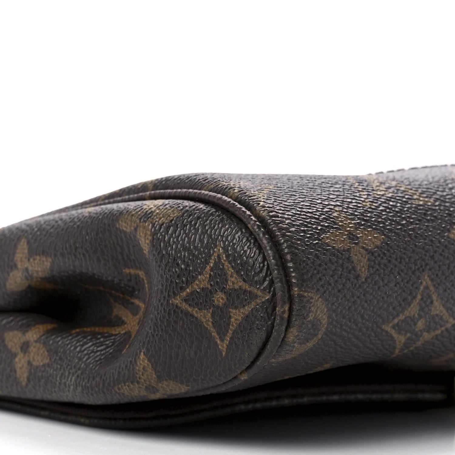 Louis Vuitton Monogram Favorite MM 19 of 21