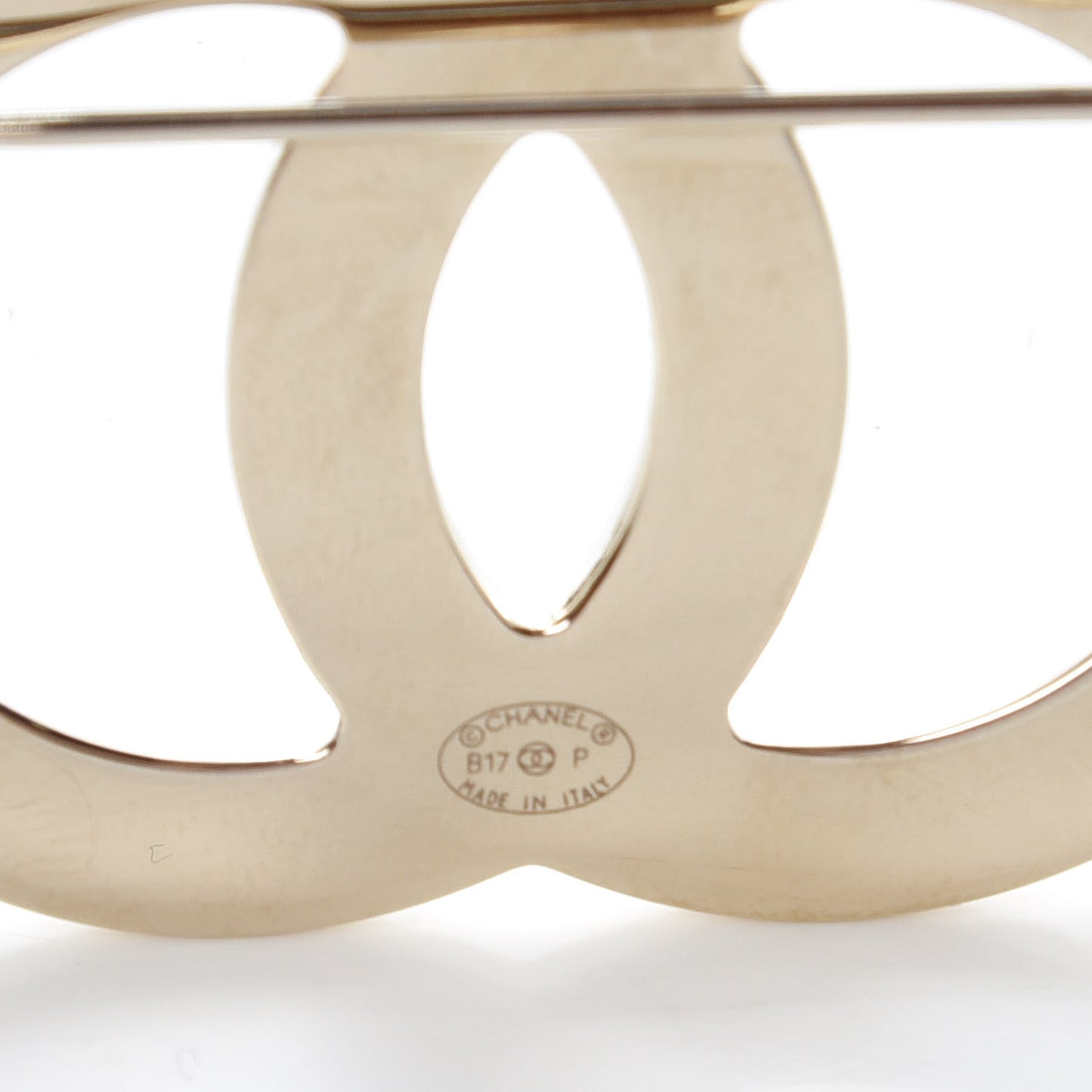 Metal CC Brooch Light Gold