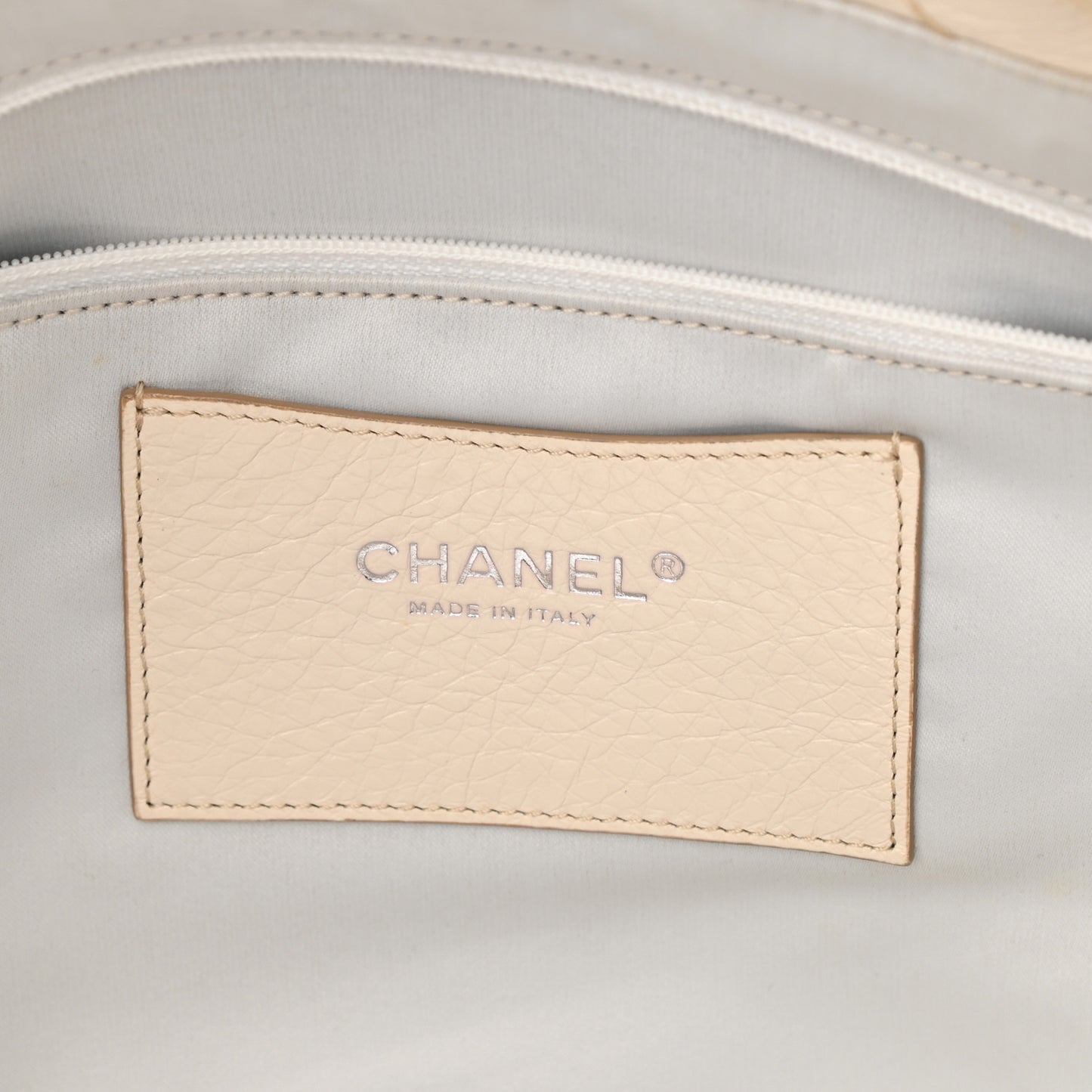 Glazed Calfskin Large On The Road Tote Beige Clair