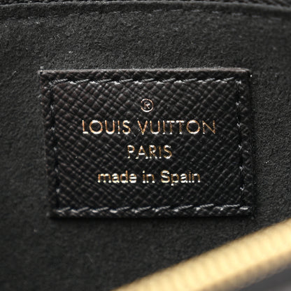 Louis Vuitton Monogram Giant Jungle Pochette Double Zip Black 6 of 9