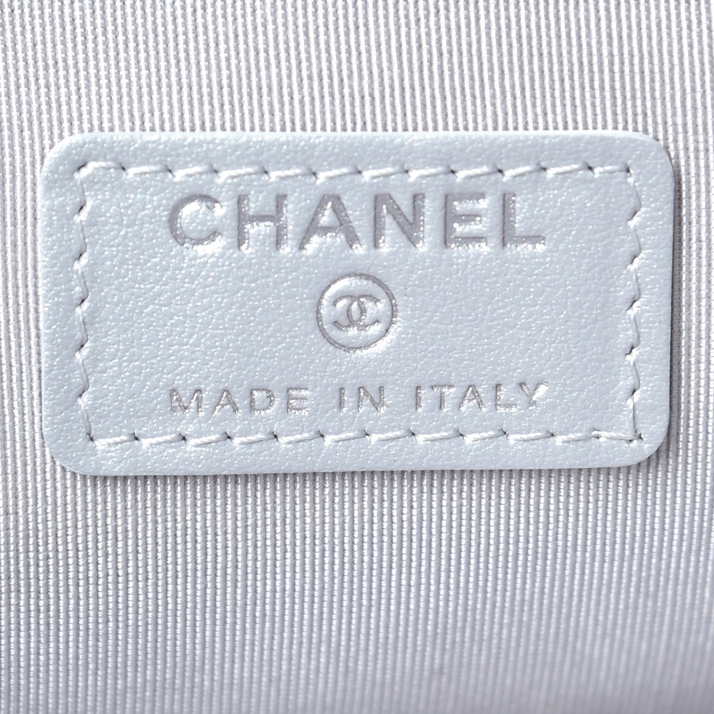 Iridescent Crumpled Calfskin CC Ripples Medium Cosmetic Case White
