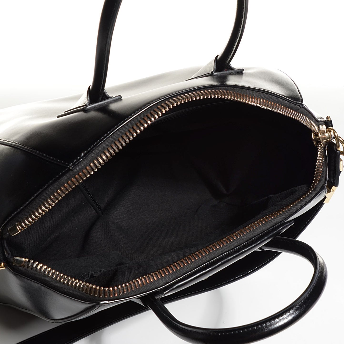 Shiny Lord Calfskin Medium Antigona Black