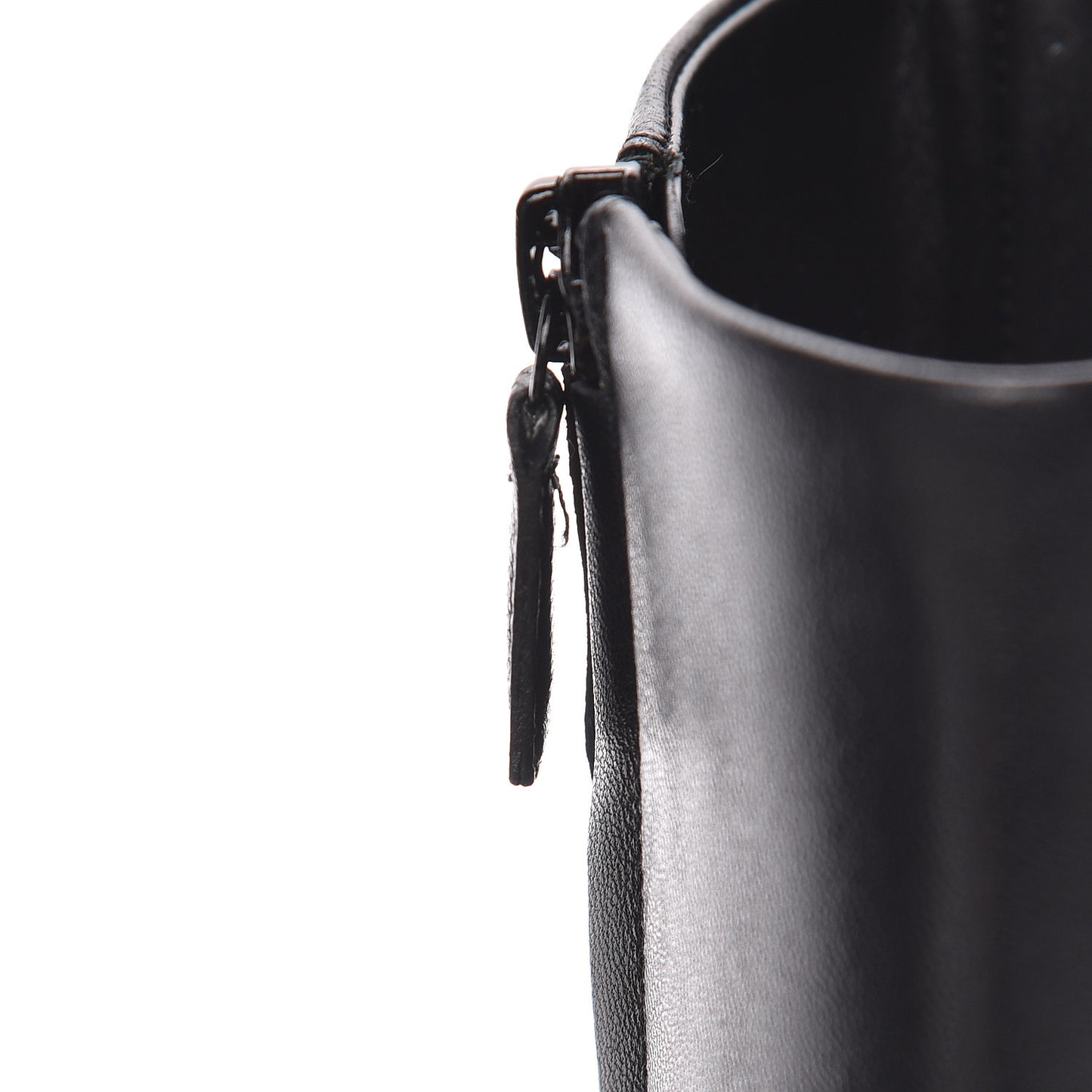 Shiny Sheepskin 20mm Oval Booties 37 Black