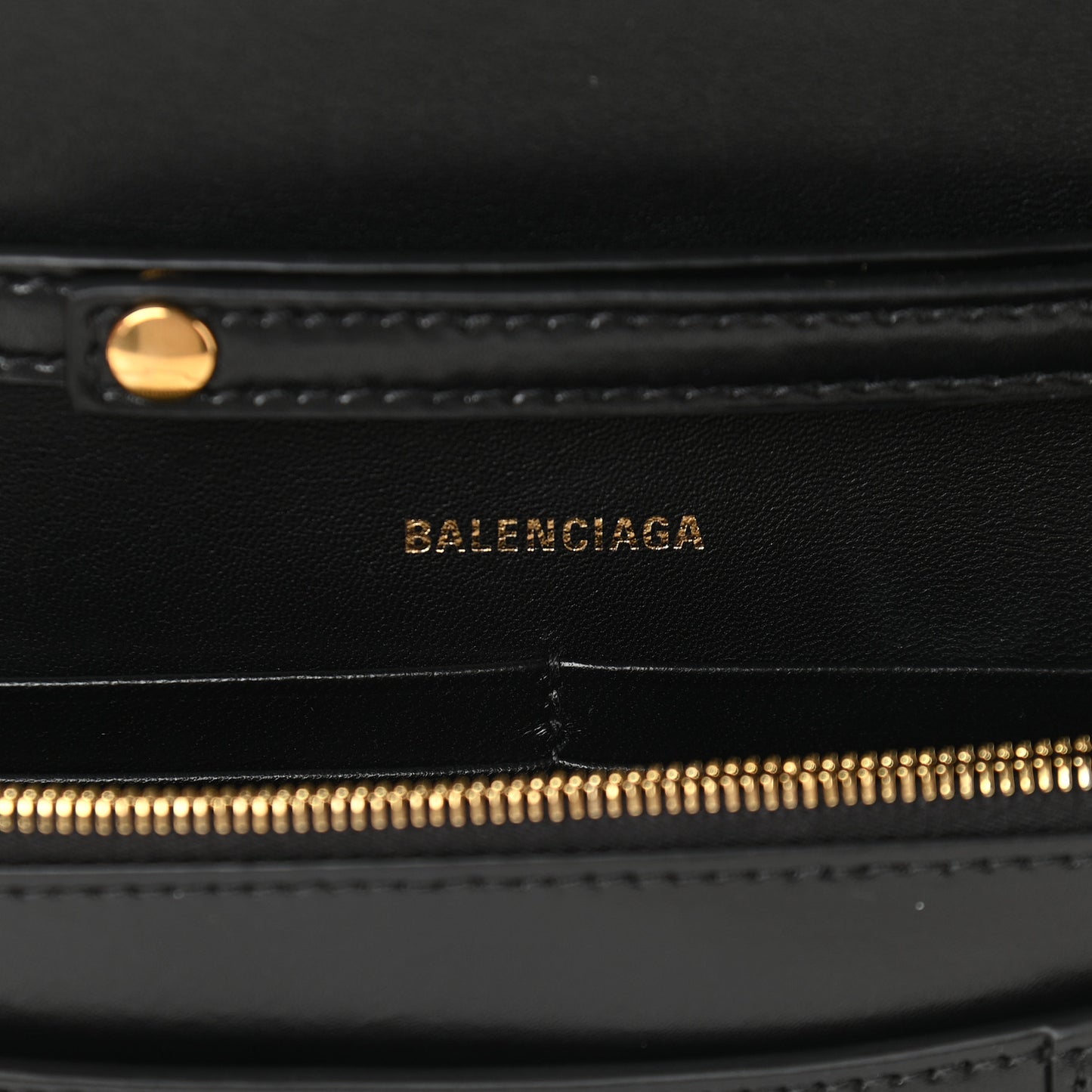 Shiny Box Calfskin Hourglass Chain Bag Black