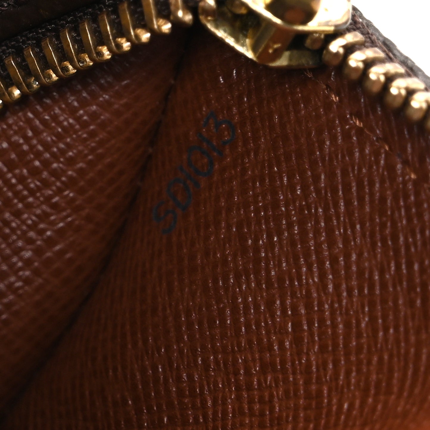 Monogram Papillon 30
