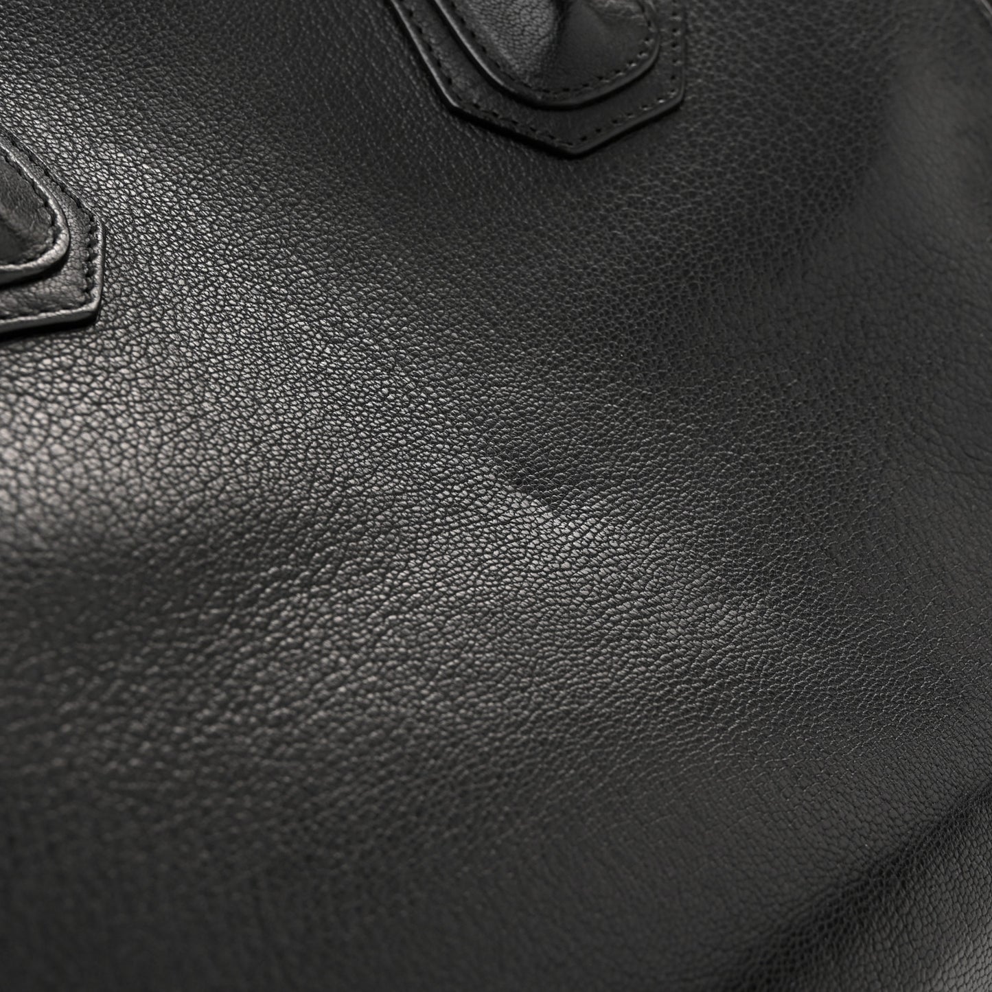 Sugar Goatskin Medium Antigona Black