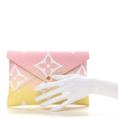 Louis Vuitton Monogram Giant By The Pool Kirigami Pochette Set 3 of 8