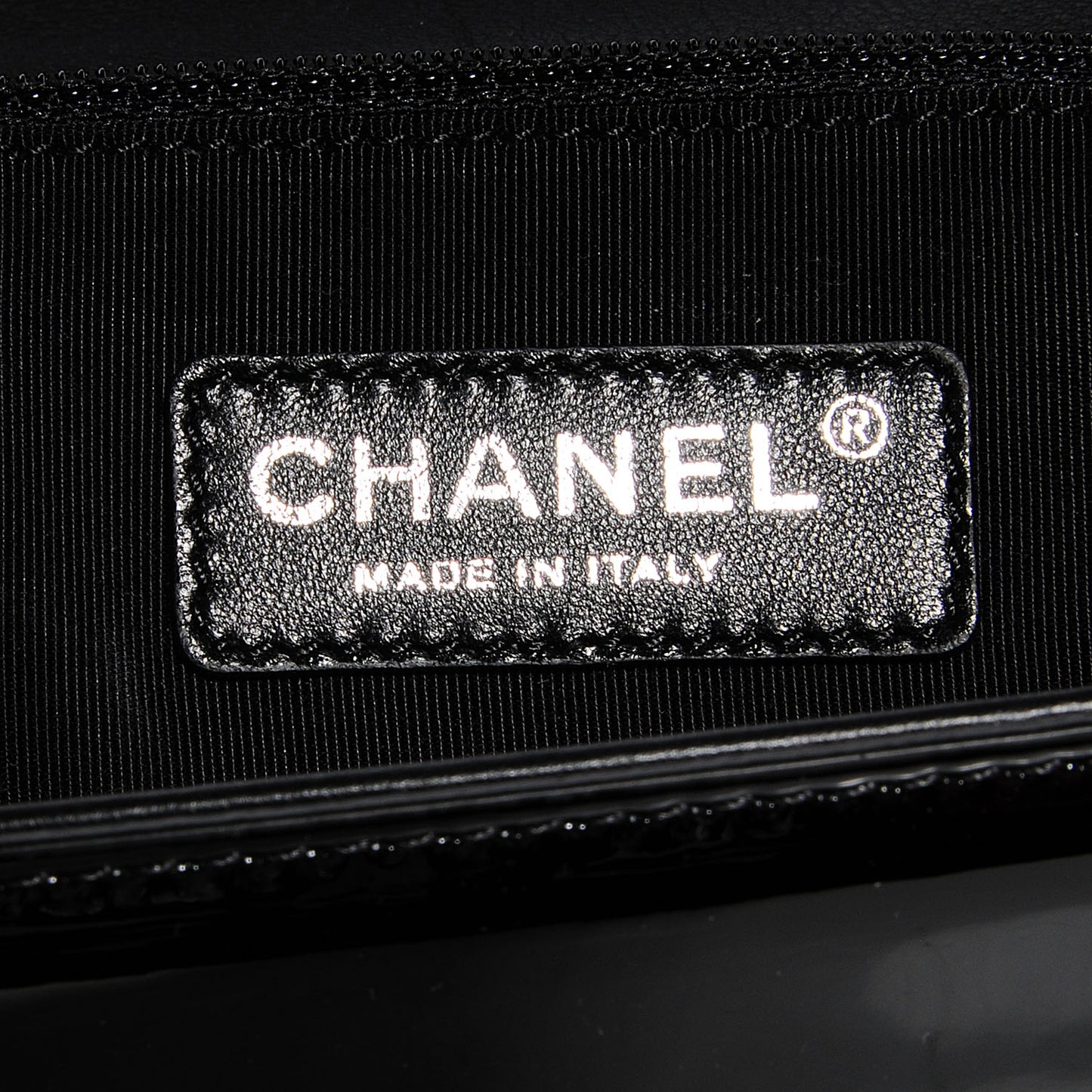 Patent Quilted New Medium Boy Flap So Black