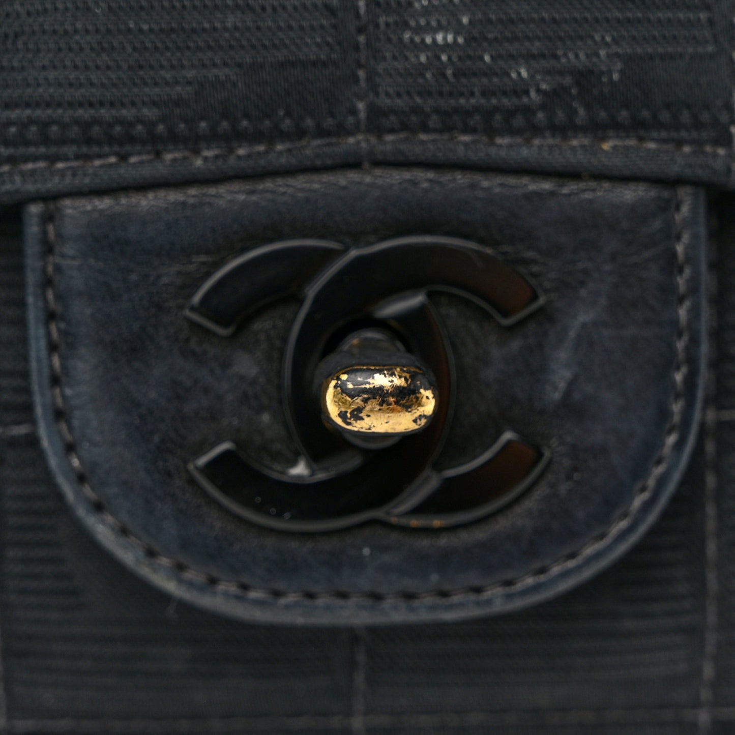 Nylon Medium Travel Flap Black