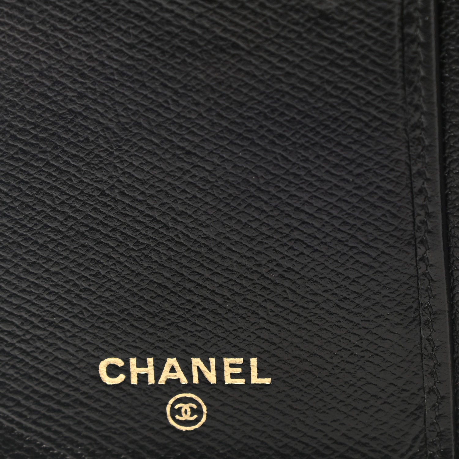 Chanel Grained Calfskin CC Button Yen Wallet Black 6 of 9