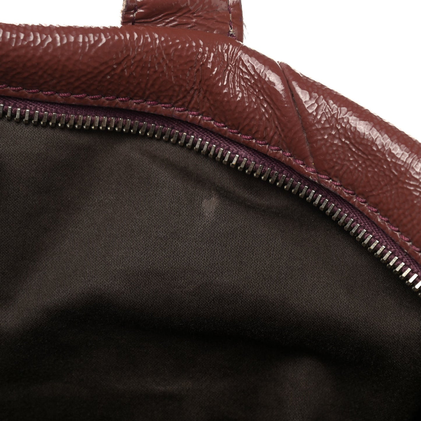 Textured Patent Medium Easy Sac Dark Red