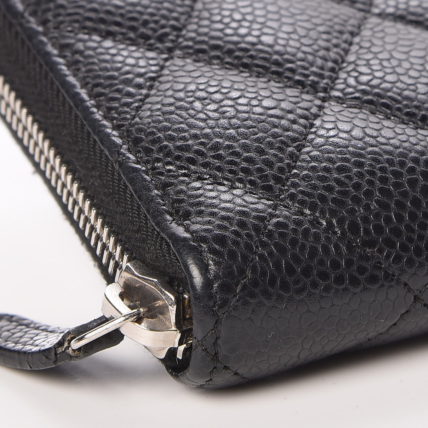 Caviar Quilted Large Gusset Zip Around Wallet Black