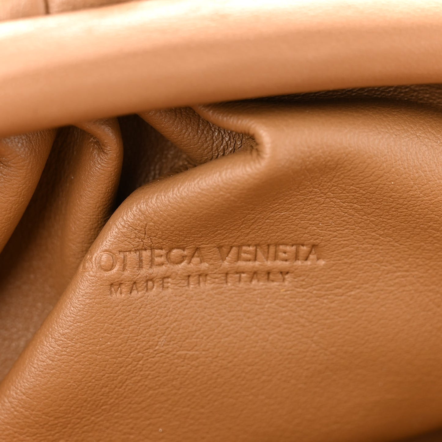 Butter Calfskin The Mini Pouch Cammello