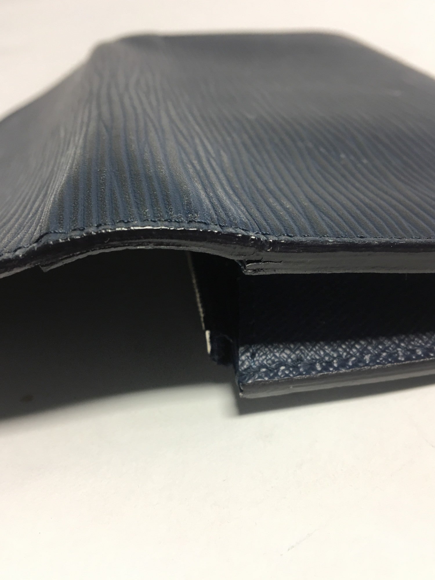 Louis Vuitton Epi Emilie Wallet Indigo 9 of 12