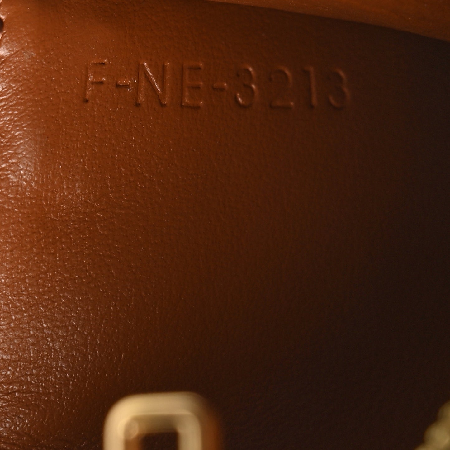 Triomphe Canvas Zipped Card Holder Tan