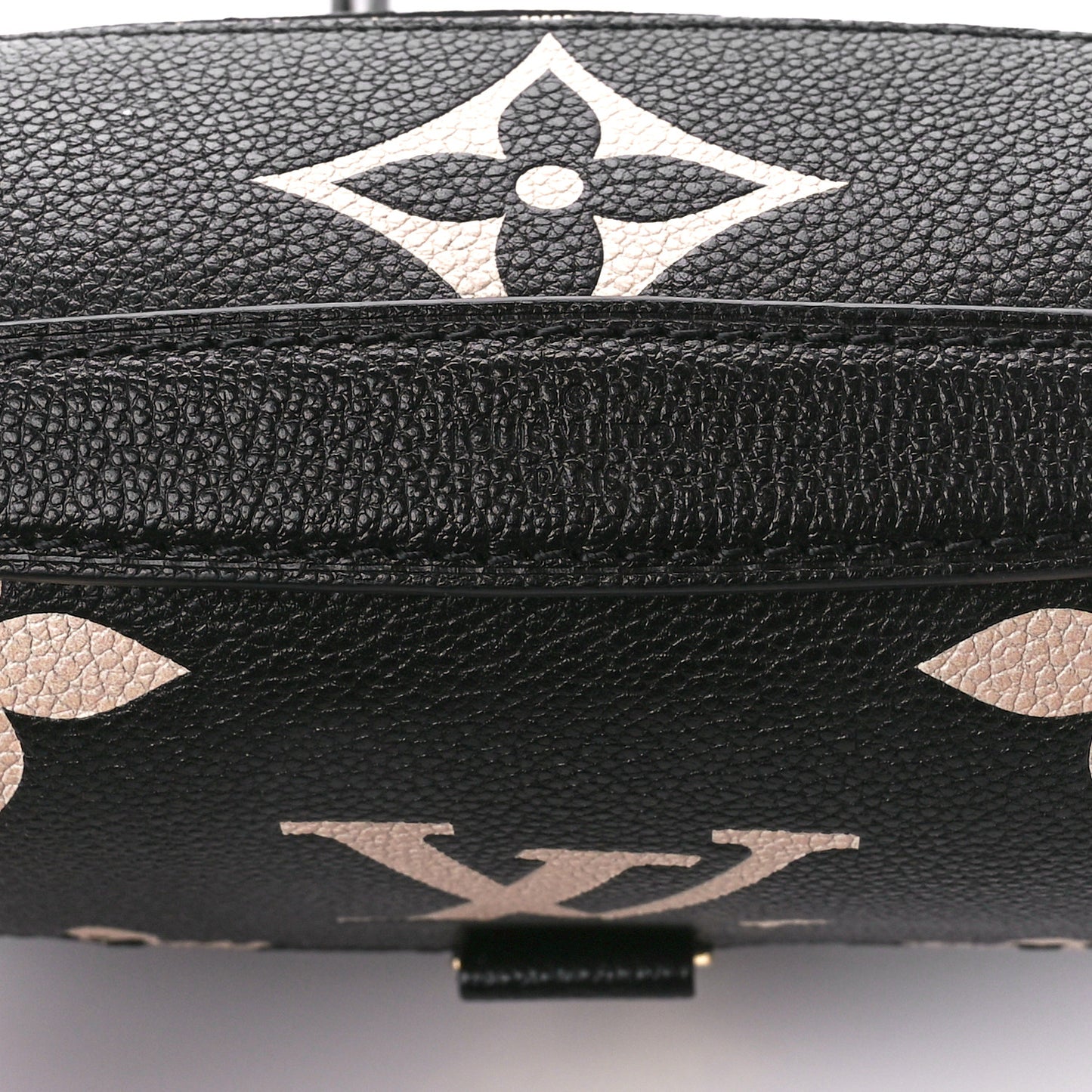 Empreinte Monogram Giant Pochette Metis Black Beige