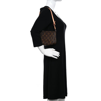 Louis Vuitton Monogram Pochette Accessories NM 2 of 12