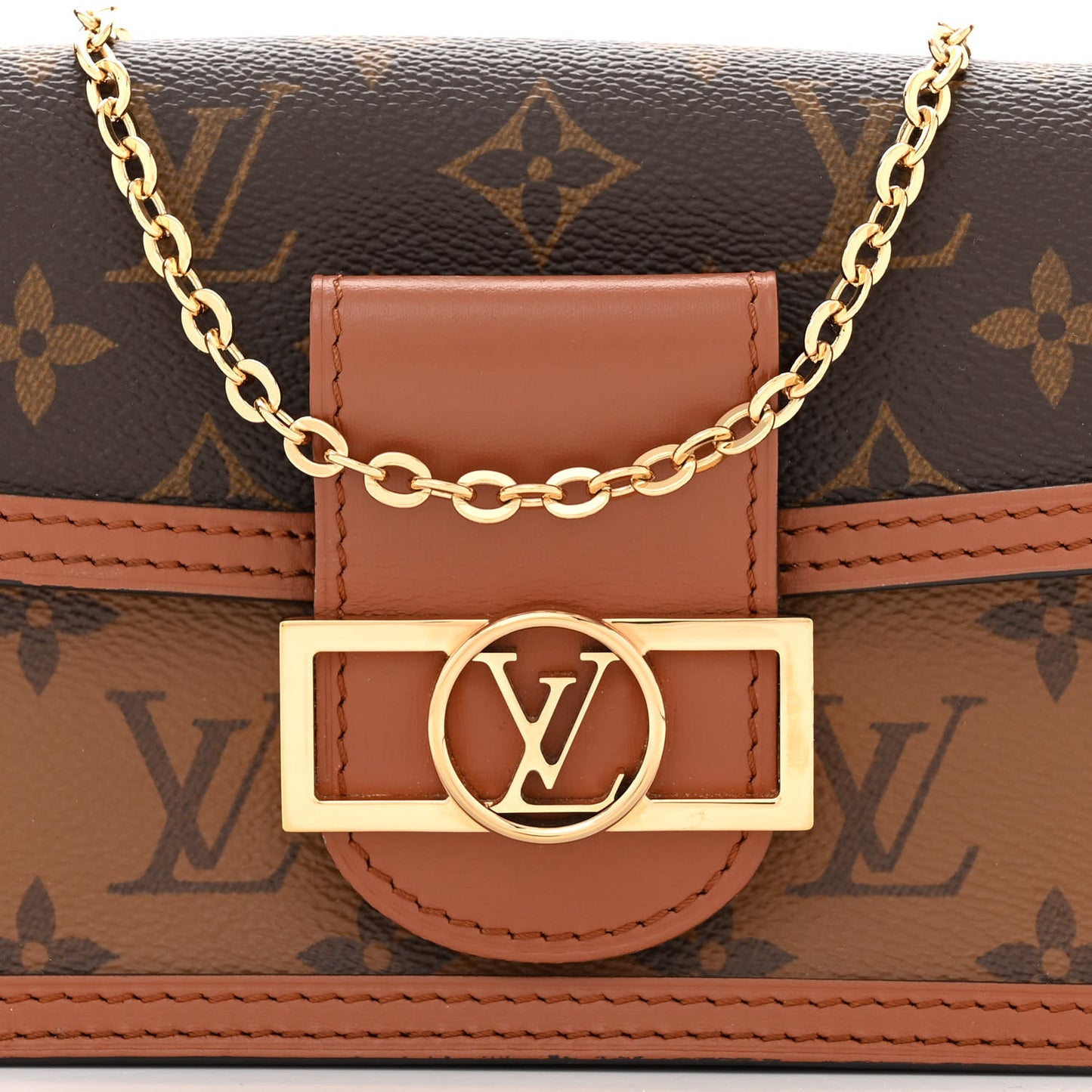 LOUIS VUITTON Reverse Monogram Dauphine Chain Wallet