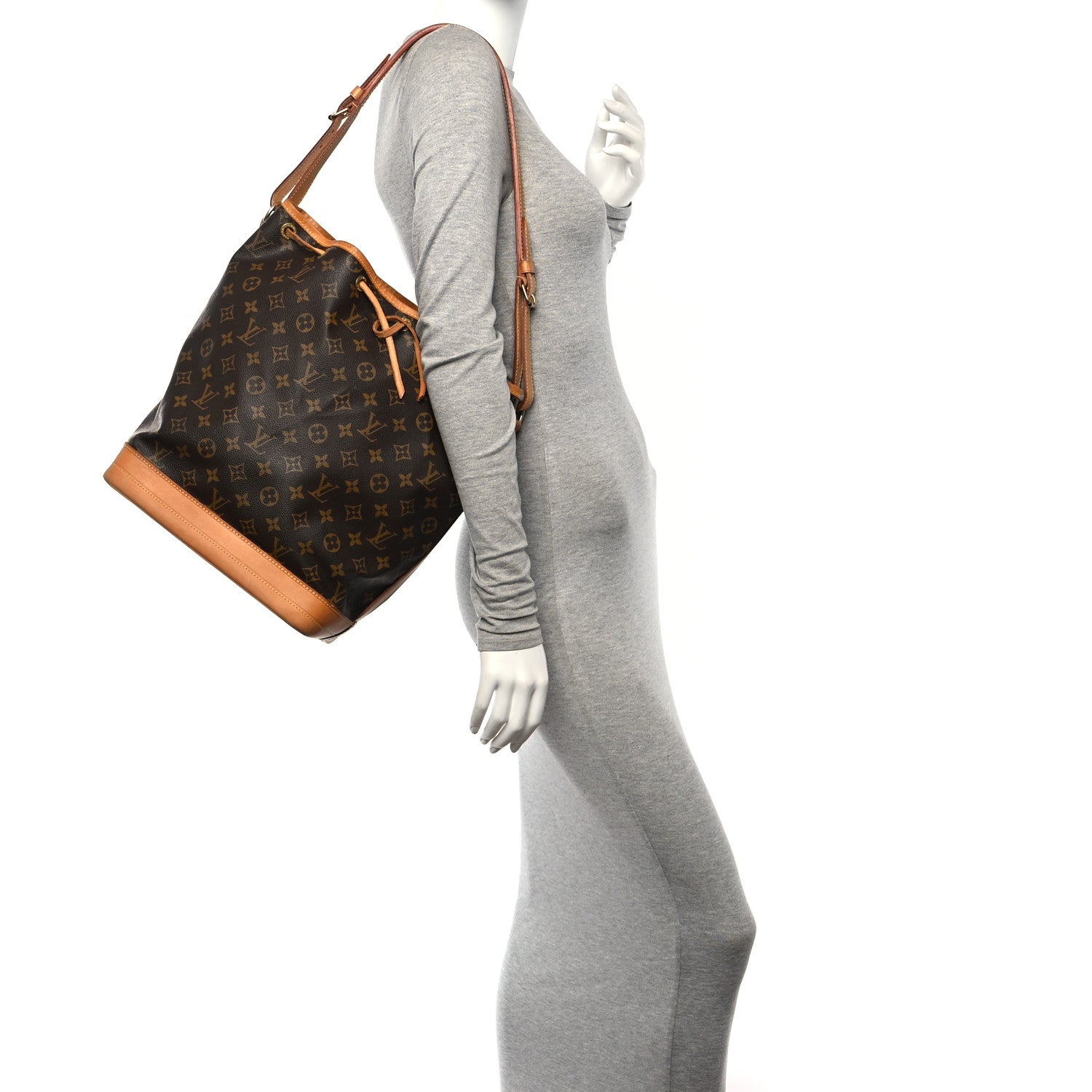 Louis Vuitton Monogram Noe 2 of 13