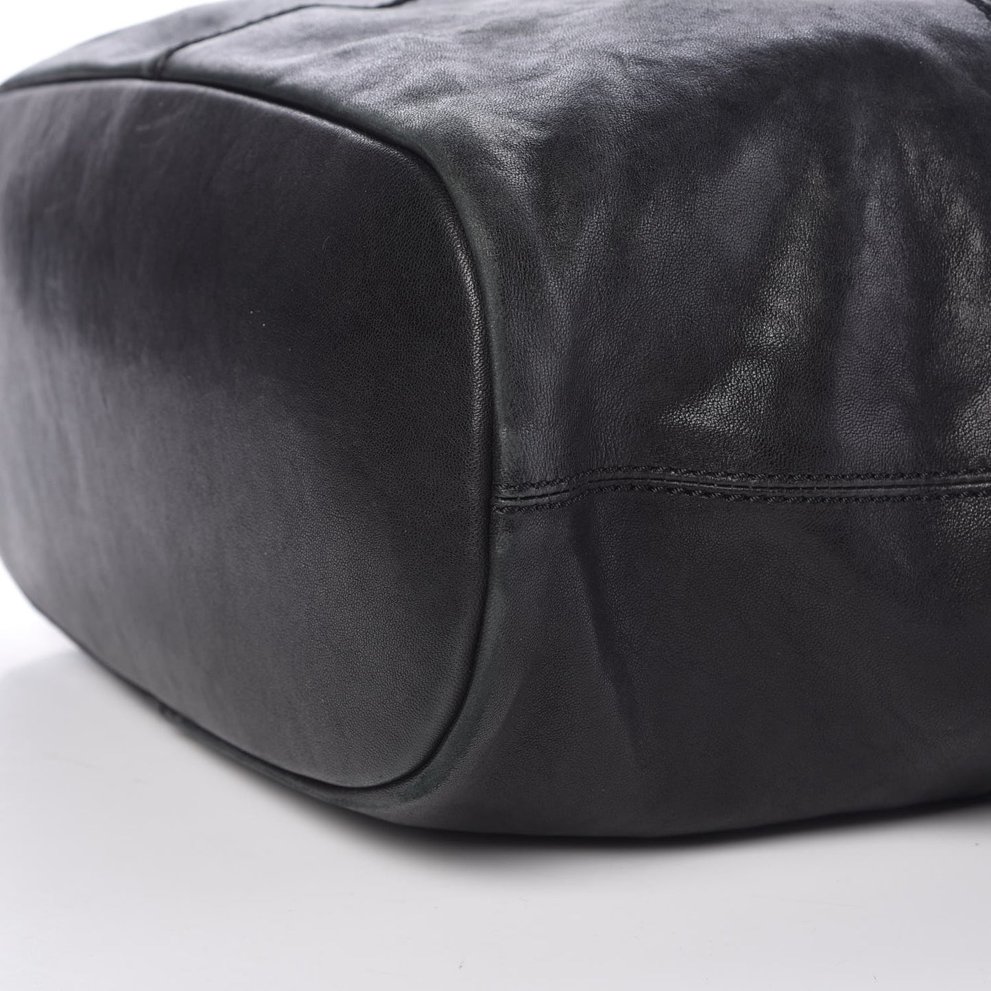 Lambskin Medium Nightingale Black