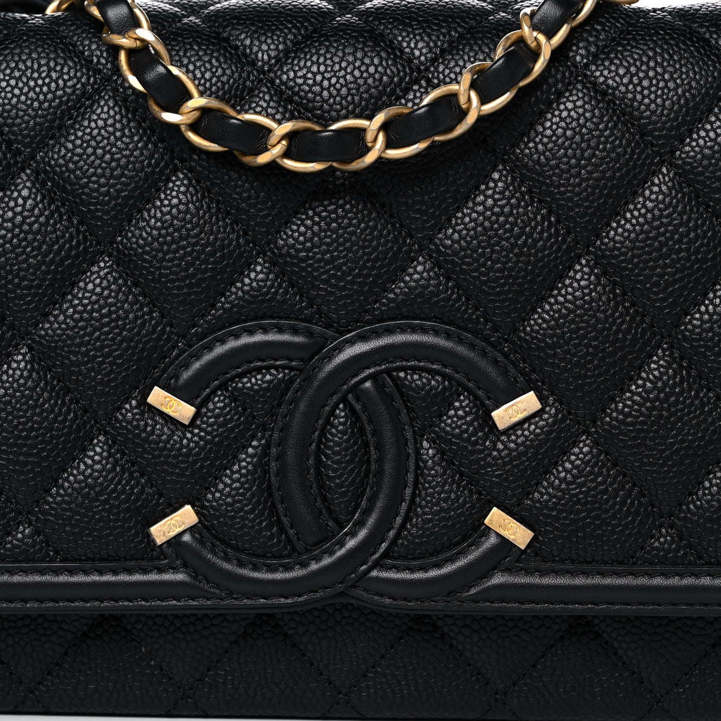 Caviar Quilted Medium CC Filigree Flap Black