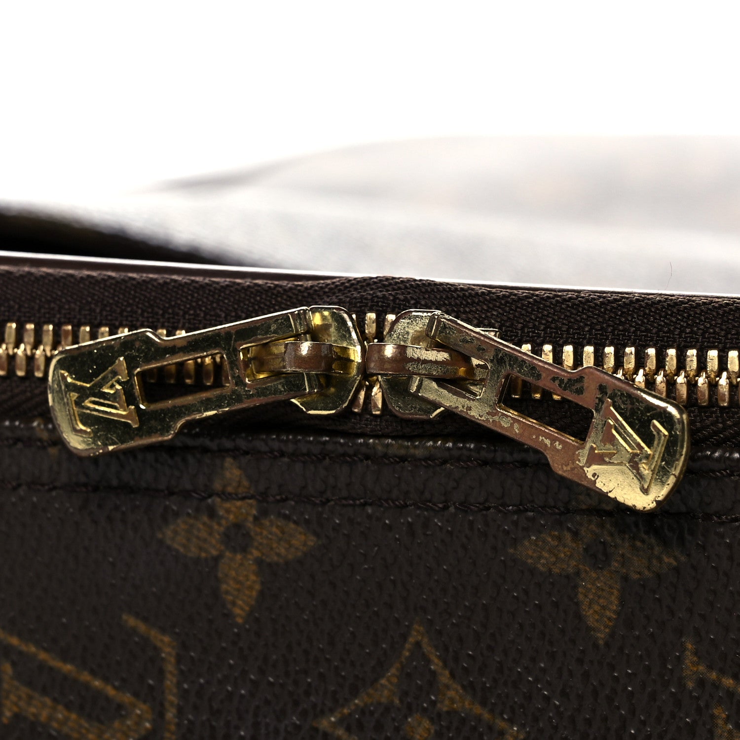 Louis Vuitton Monogram Pegase 45 18 of 22