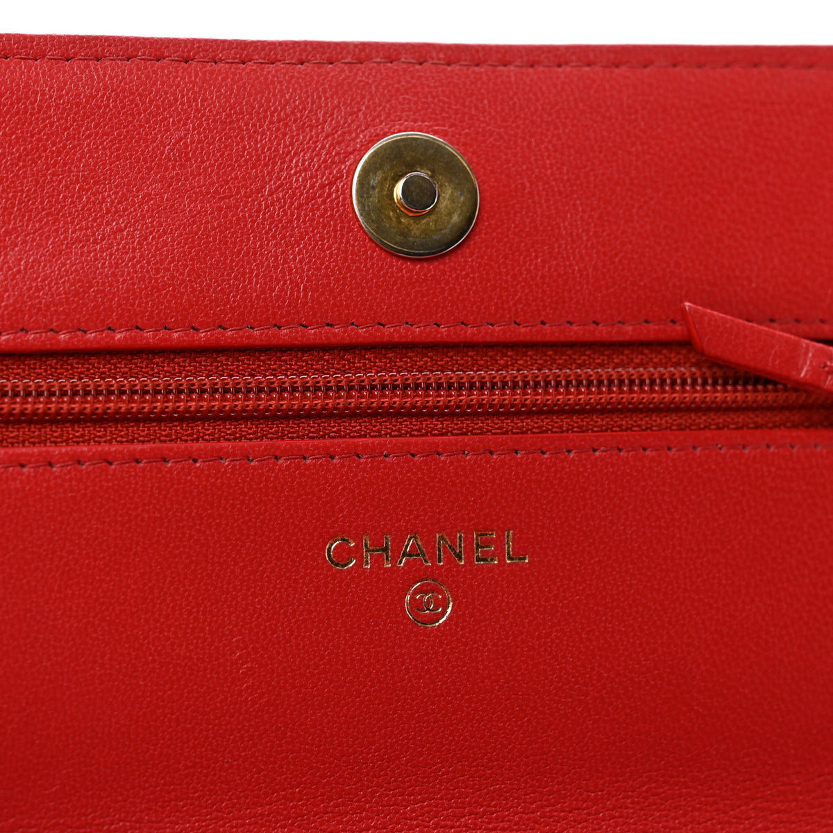 Lambskin Quilted Infinity Wallet On Chain WOC Red