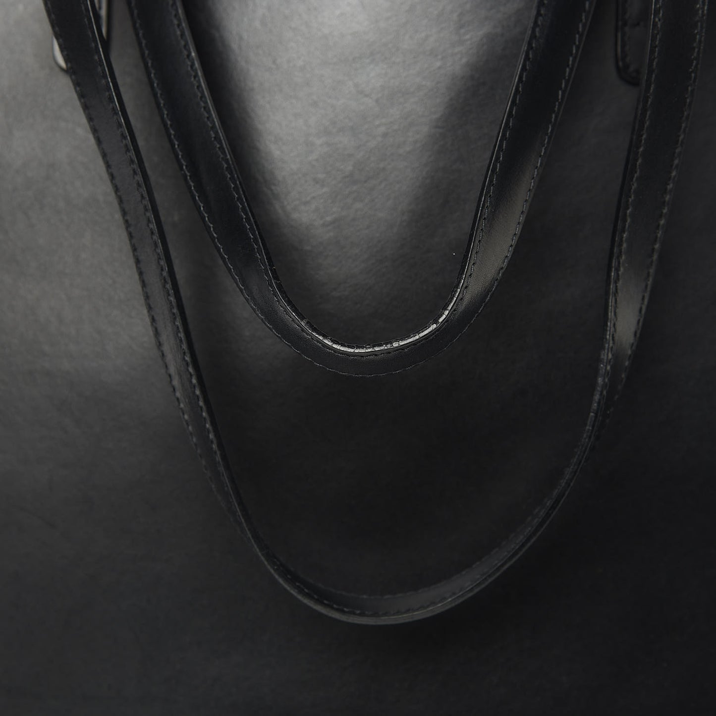 Calfskin Large Shopping Tote Black Flamma