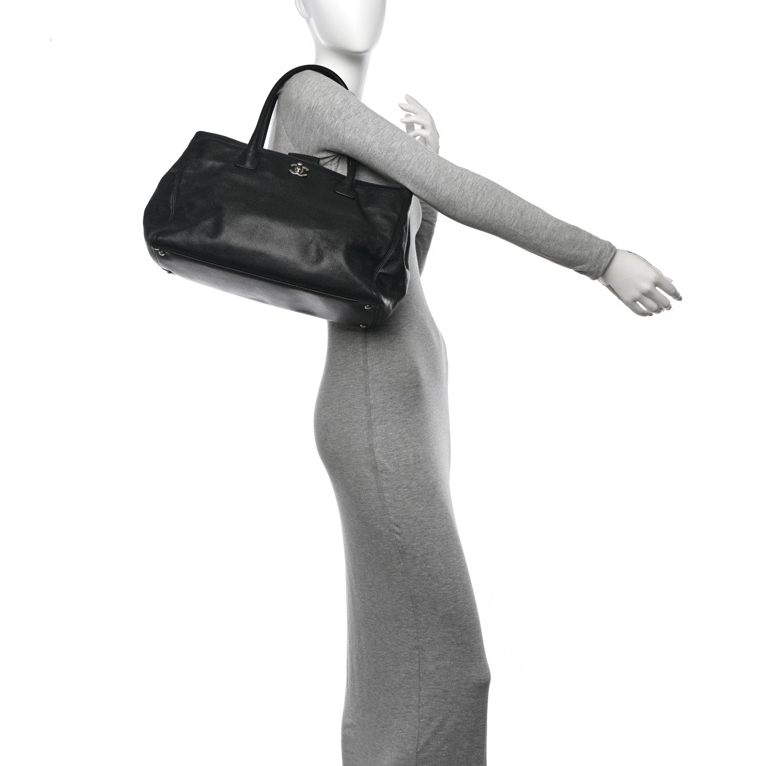 Chanel Calfskin Cerf Executive Shopper Tote Black 2 of 17