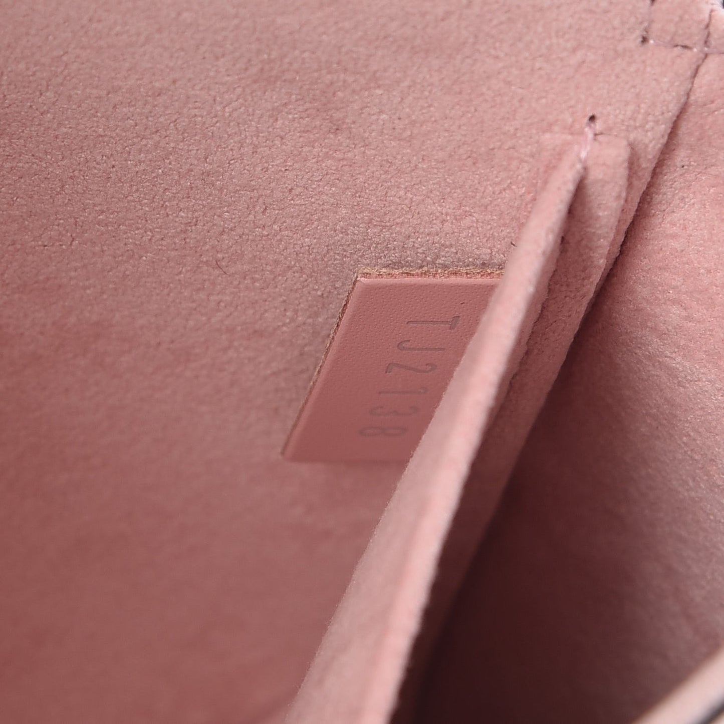 Epi Pochette Felicie Rose Ballerine