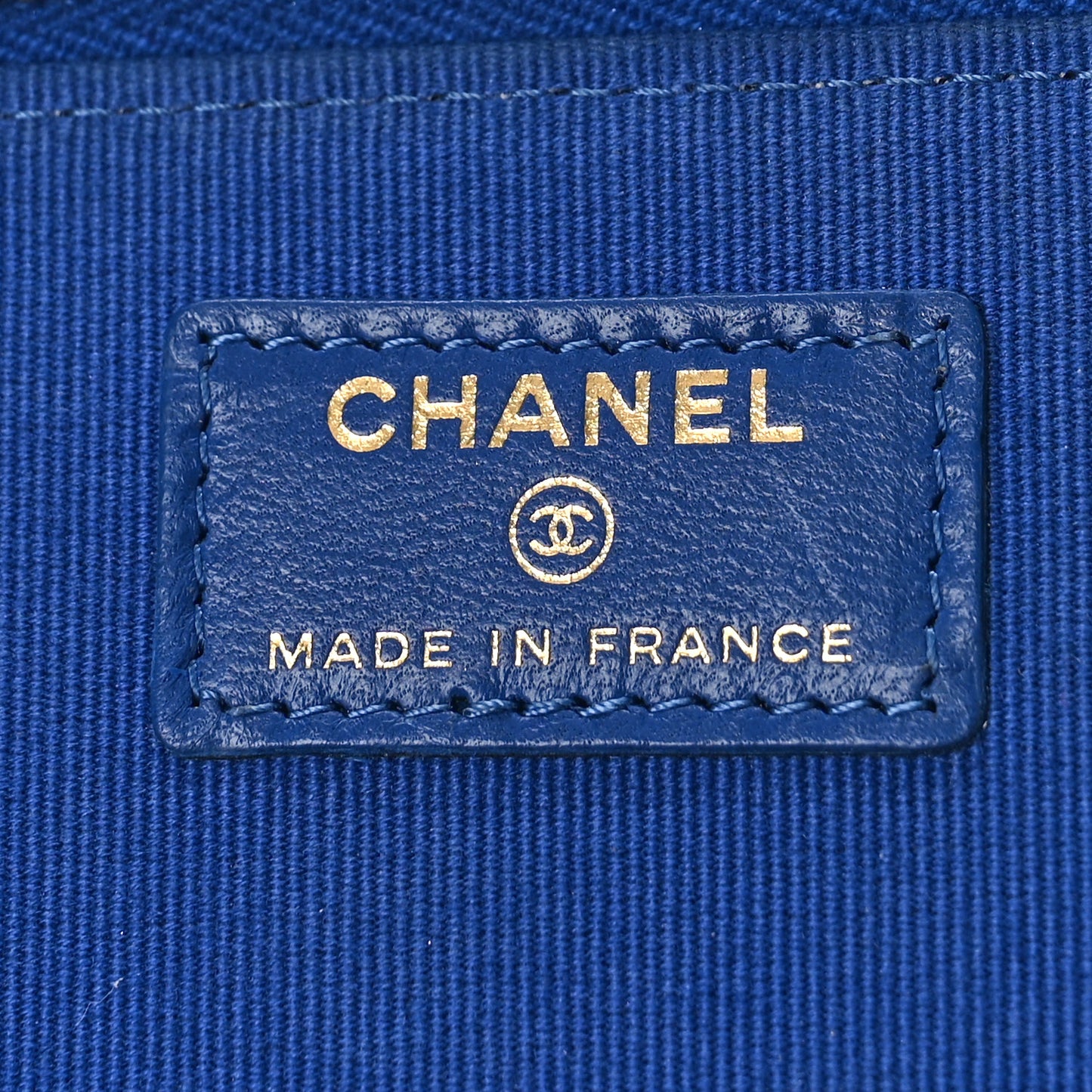 Lambskin Quilted Small Top Handle Vanity Case With Chain Blue