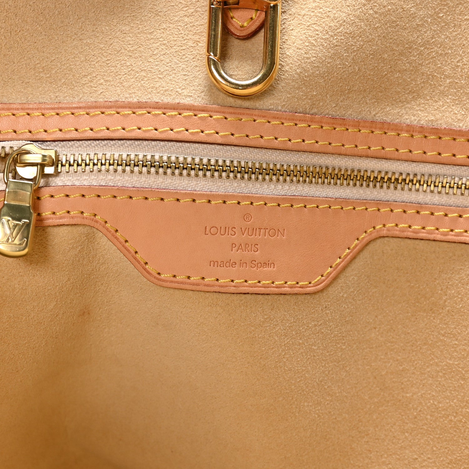 Louis Vuitton Damier Azur Hampstead MM 1873149 – FASHIONPHILE