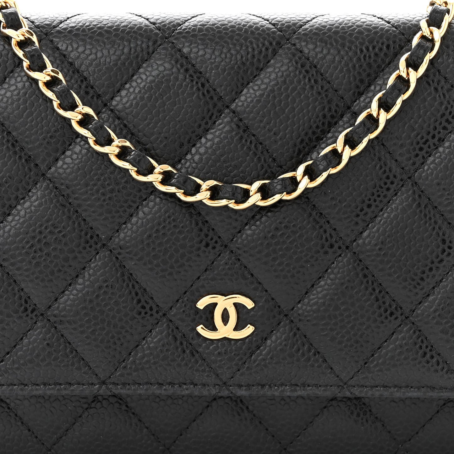 Caviar Quilted Wallet on Chain WOC Black