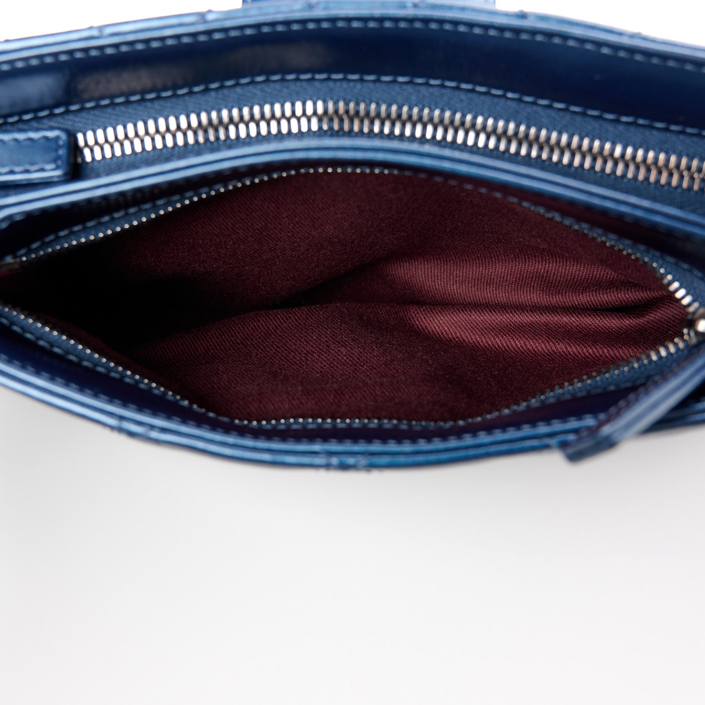 Glazed Calfskin Quilted Coco Pleats Clutch Navy