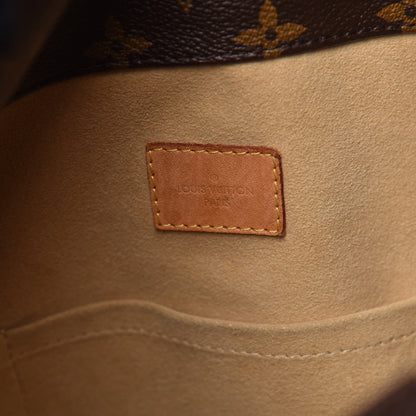 Louis Vuitton Monogram Artsy MM 8 of 13
