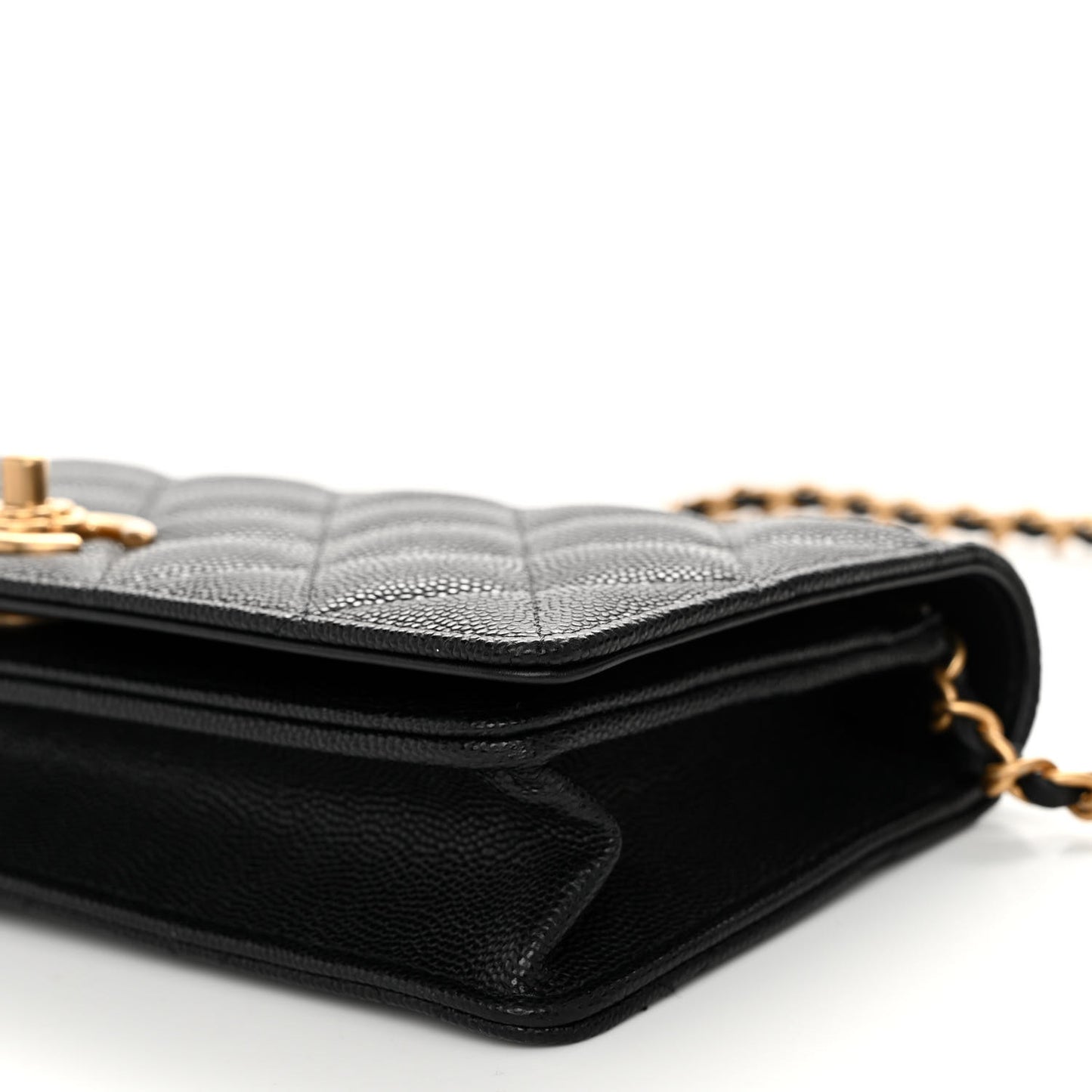 Caviar Quilted Camellia Clutch With Chain Black