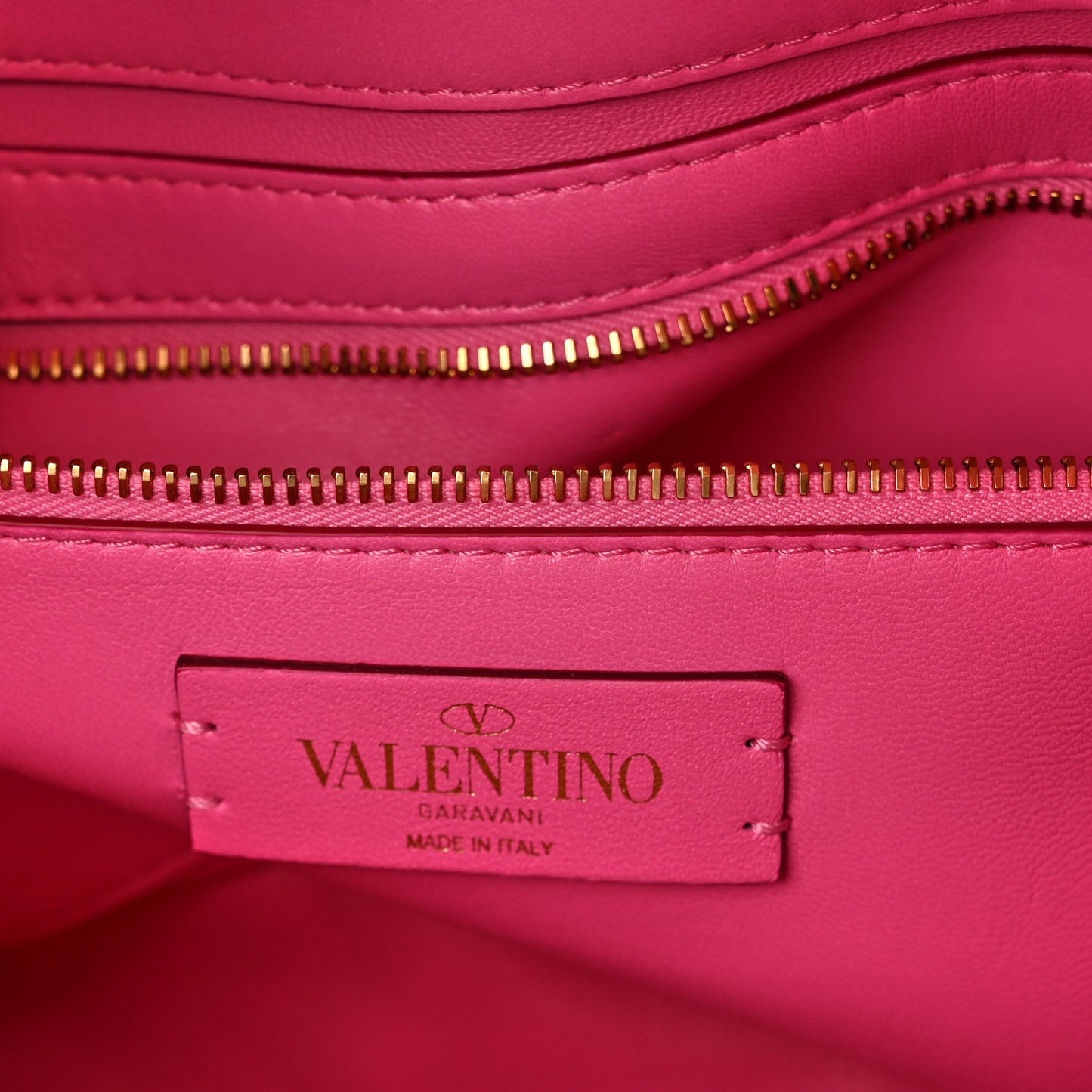 Nappa Medium Roman Stud Shoulder Bag Feminine Pink