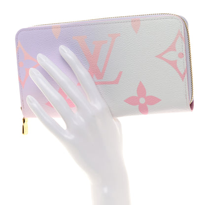 Louis Vuitton LOUIS VUITTON Monogram Giant Spring In The City Zippy Wallet Sunrise Pastel 2 of 7
