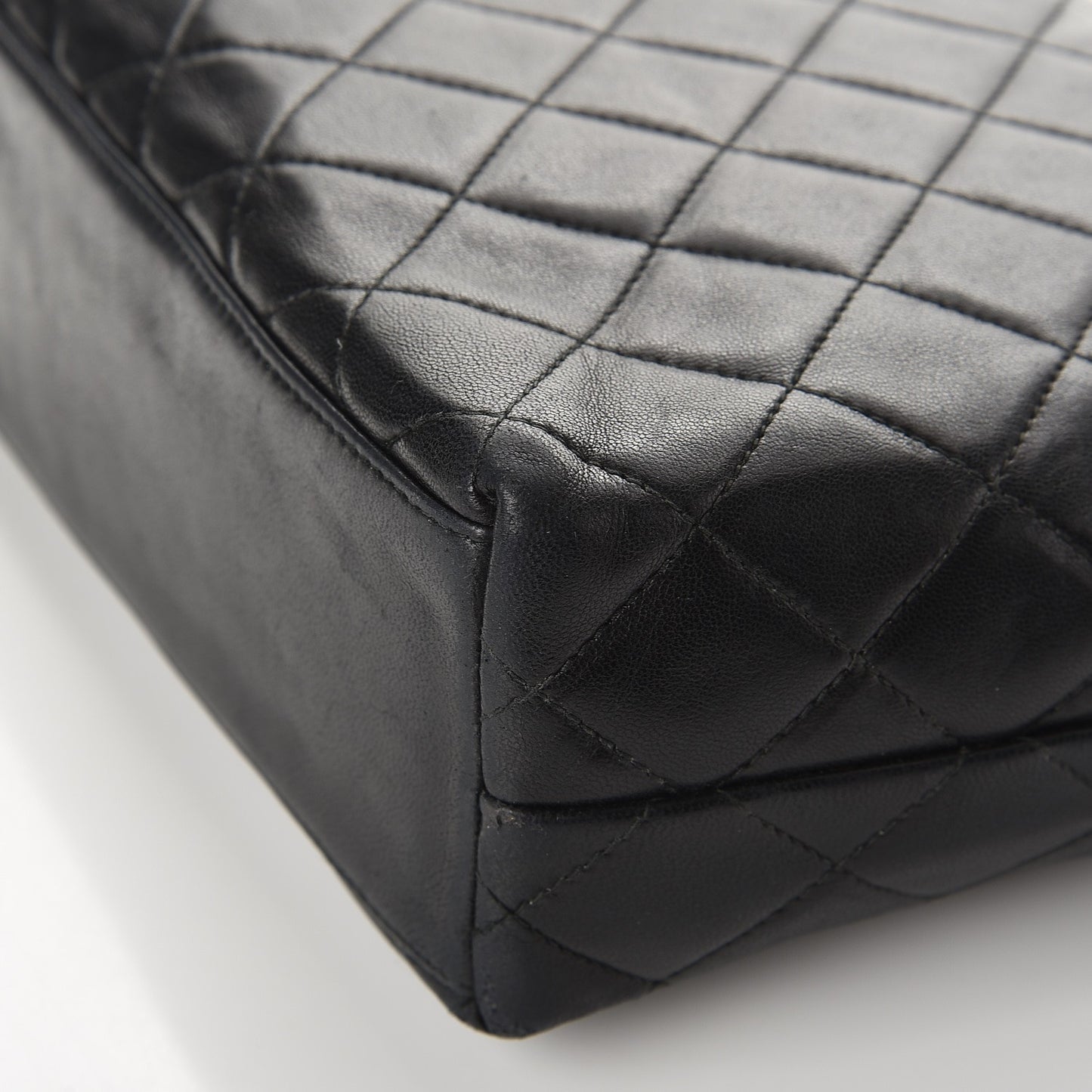 Lambskin Quilted Shoulder Bag Black