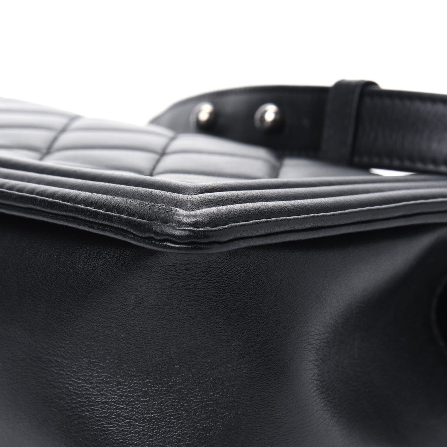 Calfskin Quilted Medium Boy Flap Black