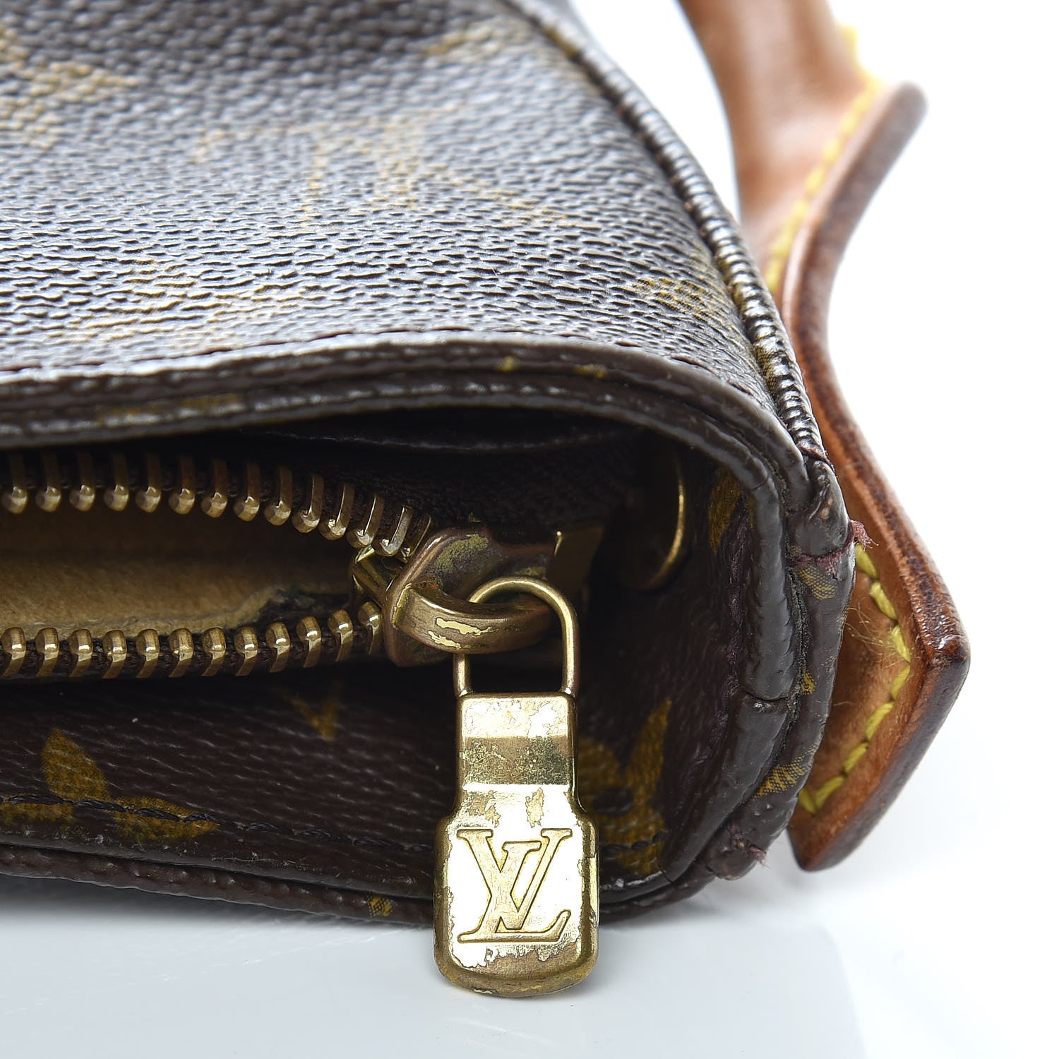 Louis Vuitton Monogram Looping GM 12 of 16